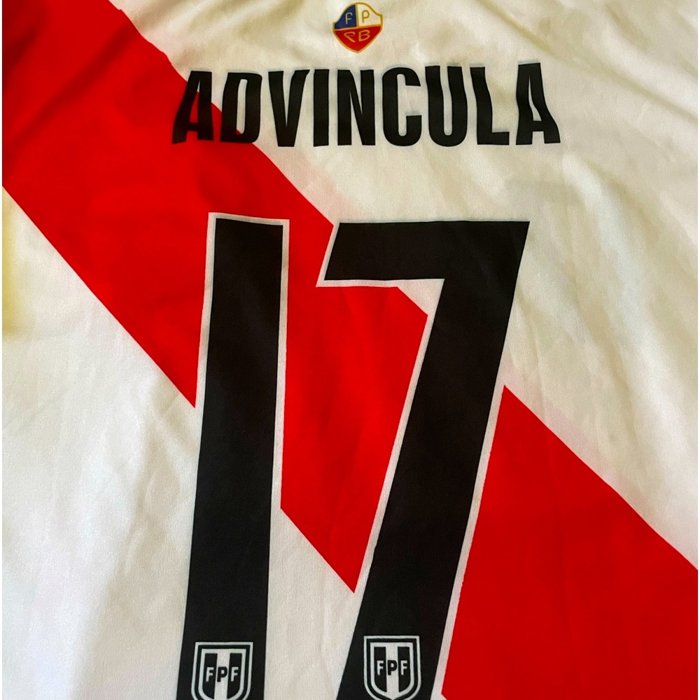 PERU WORLD CUP RUSSIA 2018 JERSEY-Advincula 17~excellent-no smoke/pets
